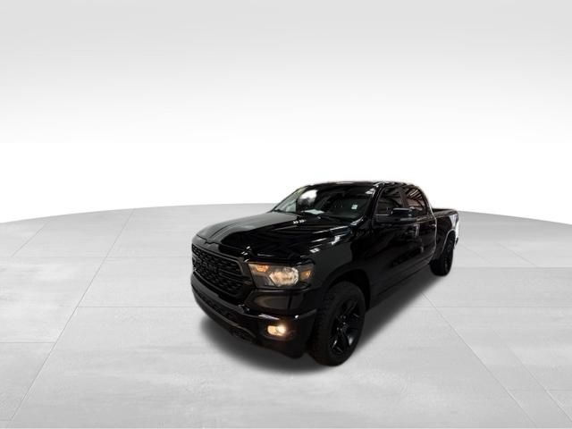 Used 2024 RAM 1500 Big Horn AWD/4WD image 2