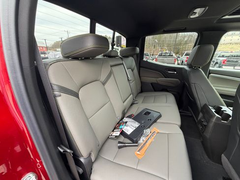 New 2026 Chevrolet Colorado ZR2 w/ Technology Package AWD/4WD image 26