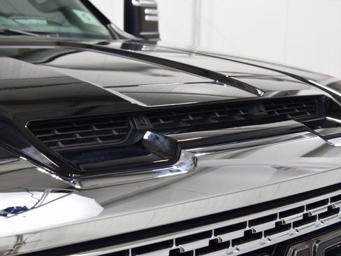 Used 2022 GMC Sierra 3500 Denali w/ Denali Ultimate Package image 13