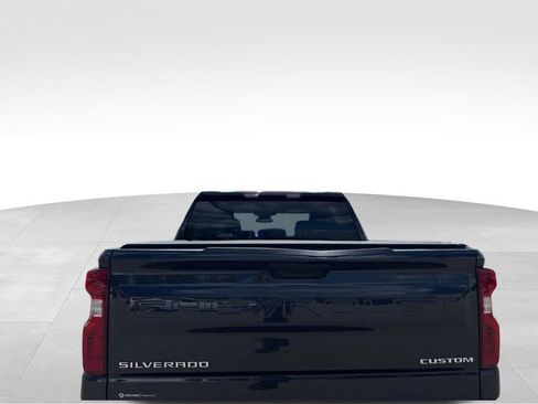 Used 2023 Chevrolet Silverado 1500 Custom AWD/4WD image 6