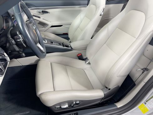 Certified 2018 Porsche 911 Carrera S image 5