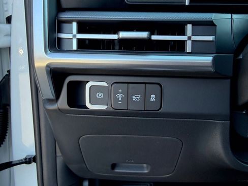 New 2026 Hyundai Santa Fe SEL image 3