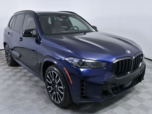 Used 2024 BMW X5 M60i AWD/4WD image 27