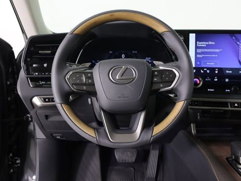 New 2026 Lexus RX 350 AWD image 22