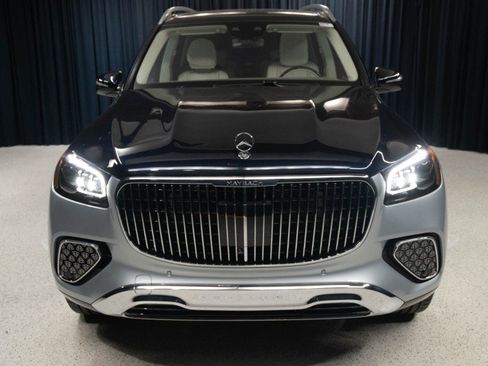 New 2026 Mercedes-Benz Maybach GLS 600 4MATIC image 2