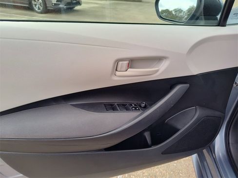 Used 2024 Toyota Corolla LE image 20