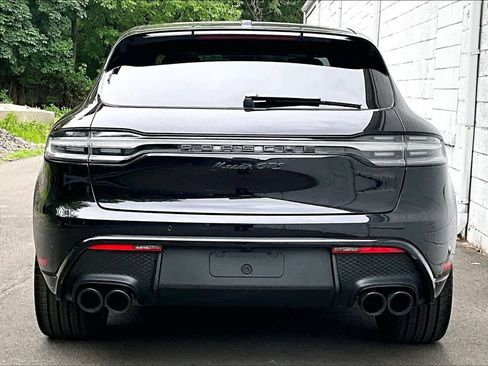 Certified 2022 Porsche Macan GTS AWD/4WD image 9