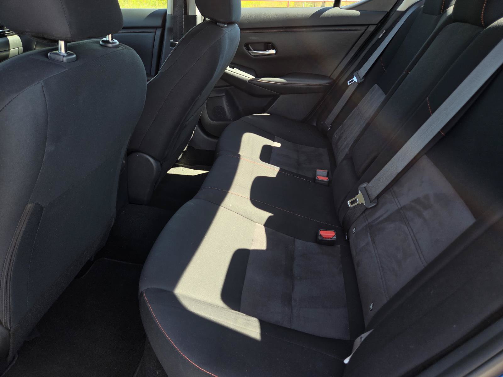 Used 2025 Nissan Sentra SR FWD image 29