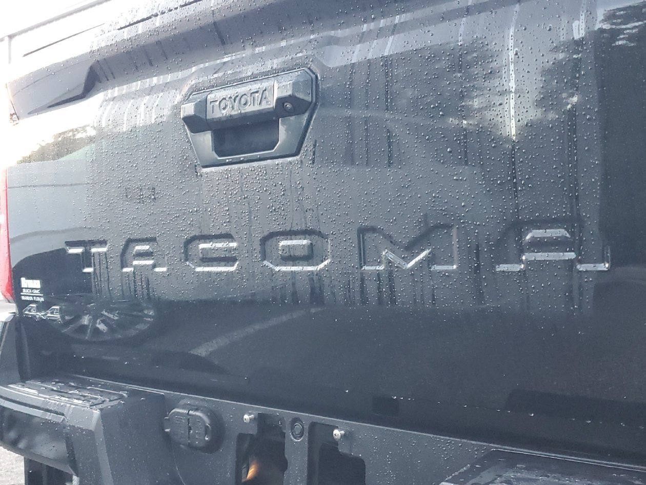 Used 2026 Toyota Tacoma SR5 AWD/4WD image 7