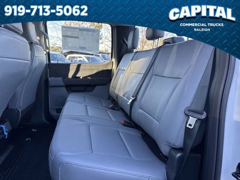 New 2026 Ford F250 XL w/ XL Chrome Package RWD image 20