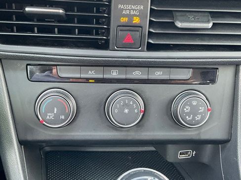 Used 2019 Volkswagen Jetta S w/ Driver Assistance Package FWD image 20