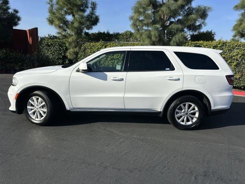 Used 2021 Dodge Durango SXT w/ 3rd Row Seating Group image 3