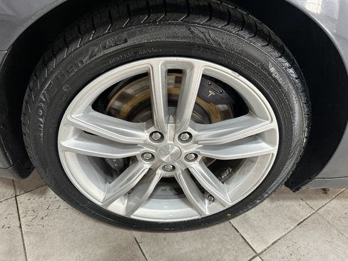 Used 2015 Tesla Model S AWD image 12