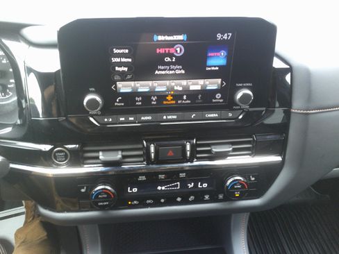 Used 2024 Nissan Pathfinder Rock Creek AWD/4WD image 32