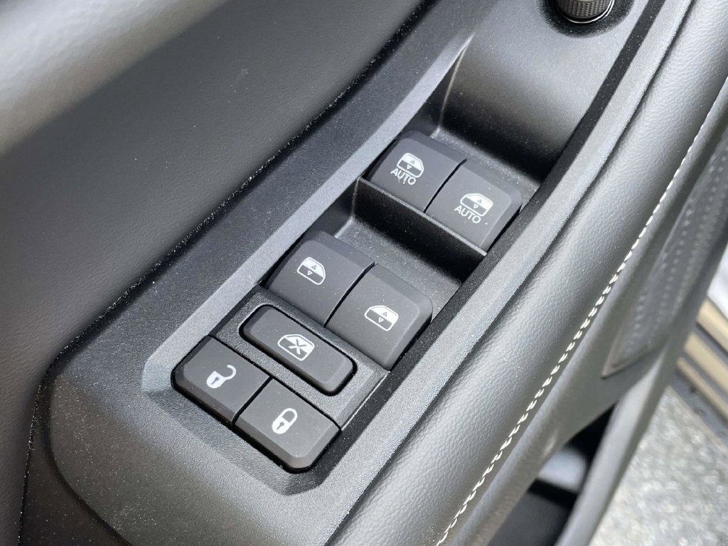 New 2026 Jeep Grand Cherokee Altitude AWD/4WD image 24