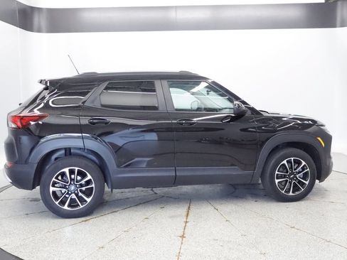 Used 2024 Chevrolet TrailBlazer LT AWD/4WD image 6