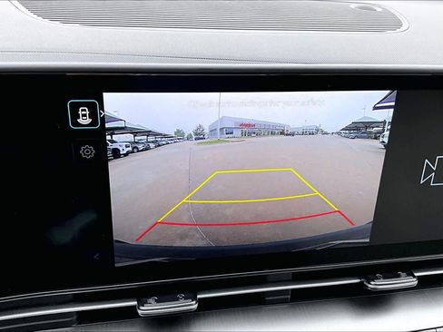 Used 2025 Hyundai Kona SEL AWD/4WD image 23