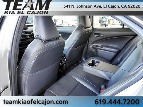 Used 2019 Lexus UX 250h AWD/4WD image 18