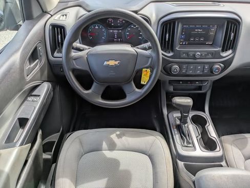 Used 2019 Chevrolet Colorado W/T RWD image 16