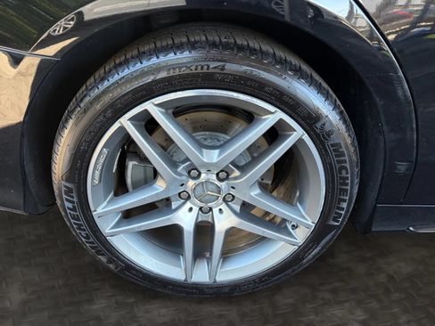 Used 2016 Mercedes-Benz S 550 4MATIC Sedan image 40
