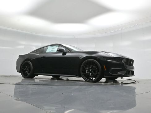 New 2026 Ford Mustang Coupe image 3