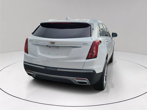 Used 2023 Cadillac XT5 Premium Luxury FWD image 4