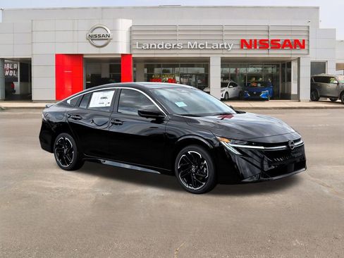 New 2026 Nissan Sentra SR w/ Floor Mat Package FWD image 1
