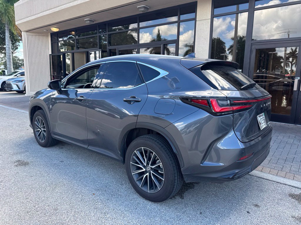 Used 2024 Lexus NX 350h AWD image 7