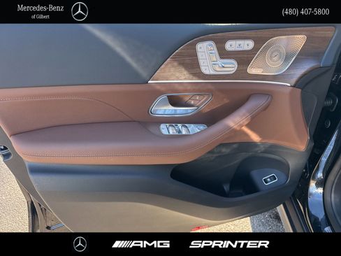 New 2026 Mercedes-Benz GLS 450 4MATIC image 11