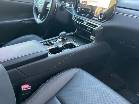 Certified 2025 Lexus RX 350h image 20