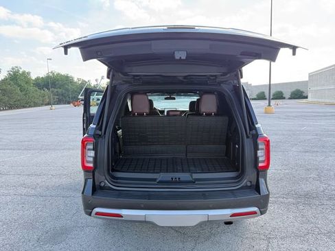Used 2022 Ford Expedition Limited AWD/4WD image 27