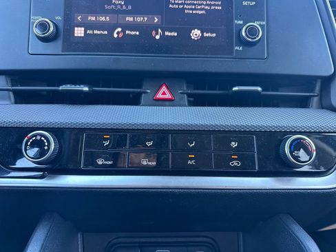 Used 2024 Kia Sportage LX image 21