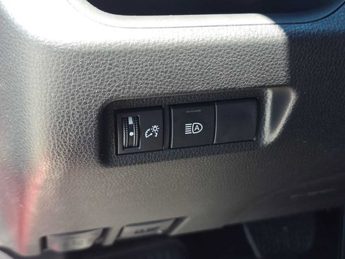 Certified 2025 Toyota RAV4 LE AWD/4WD image 24