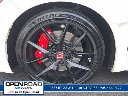 Used 2024 Honda Civic Type R image 13