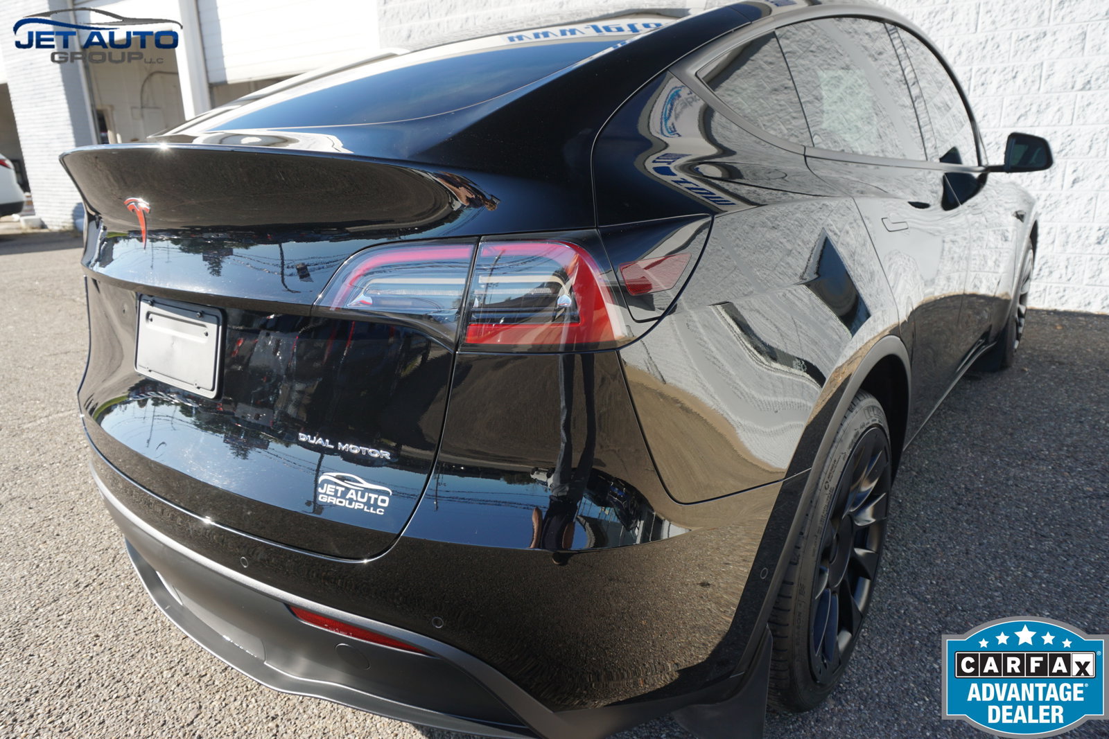 Used 2021 Tesla Model Y Long Range AWD/4WD image 11