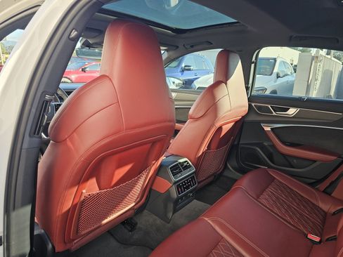 Used 2021 Audi S6 Prestige w/ Prestige Package image 7