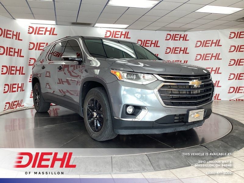 Used 2020 Chevrolet Traverse LT w/ Driver Confidence II Package AWD/4WD image 1