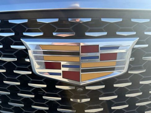 Used 2023 Cadillac Escalade ESV Premium Luxury image 19