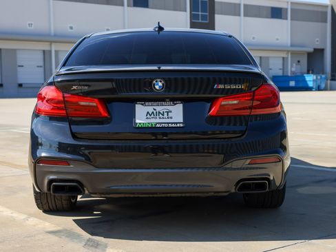 Used 2019 BMW M550i xDrive image 12
