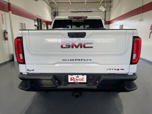 New 2026 GMC Sierra 1500 AT4X image 5