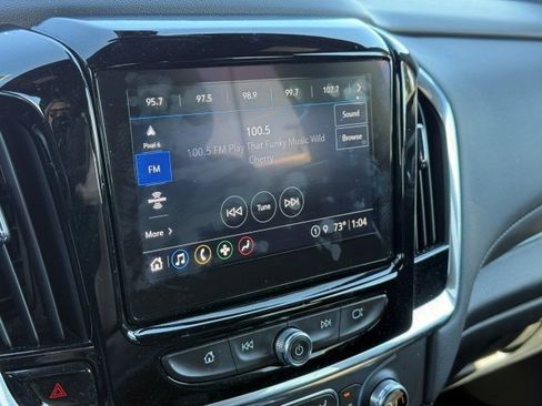 Used 2023 Chevrolet Traverse LT image 25