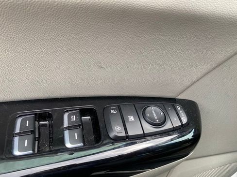 Used 2018 Kia Sportage EX w/ EX Premium Package FWD image 13