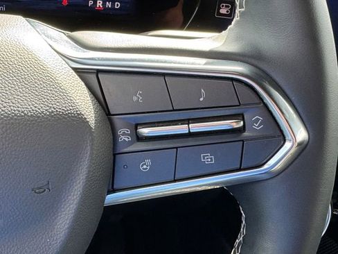 Used 2024 Chevrolet Blazer EV LT image 20