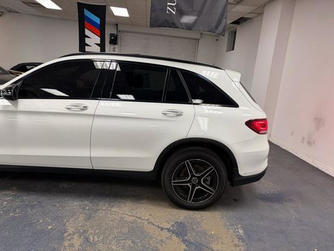 Used 2021 Mercedes-Benz GLC 300 4MATIC image 10