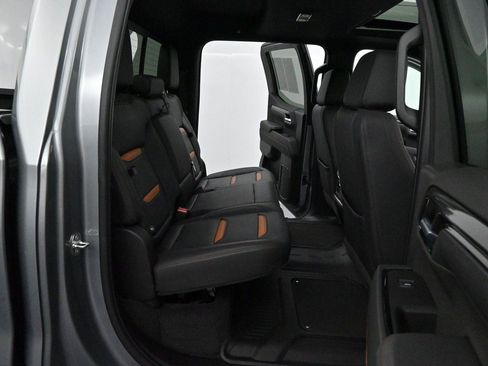 Used 2024 GMC Sierra 1500 AT4 w/ Technology Package AWD/4WD image 34