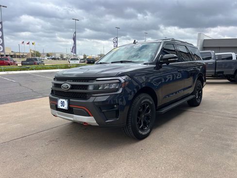 Used 2024 Ford Expedition Timberline image 4
