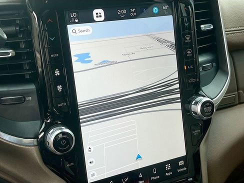 Used 2023 RAM 3500 Laramie image 13