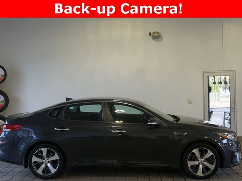 Used 2019 Kia Optima S image 2
