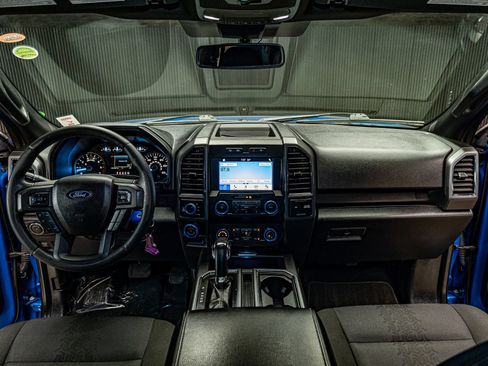 Used 2019 Ford F150 XLT w/ Equipment Group 302A Luxury AWD/4WD image 14