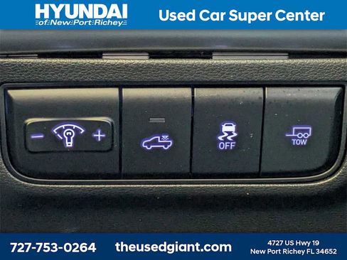 Used 2025 Hyundai Santa Cruz Limited image 32